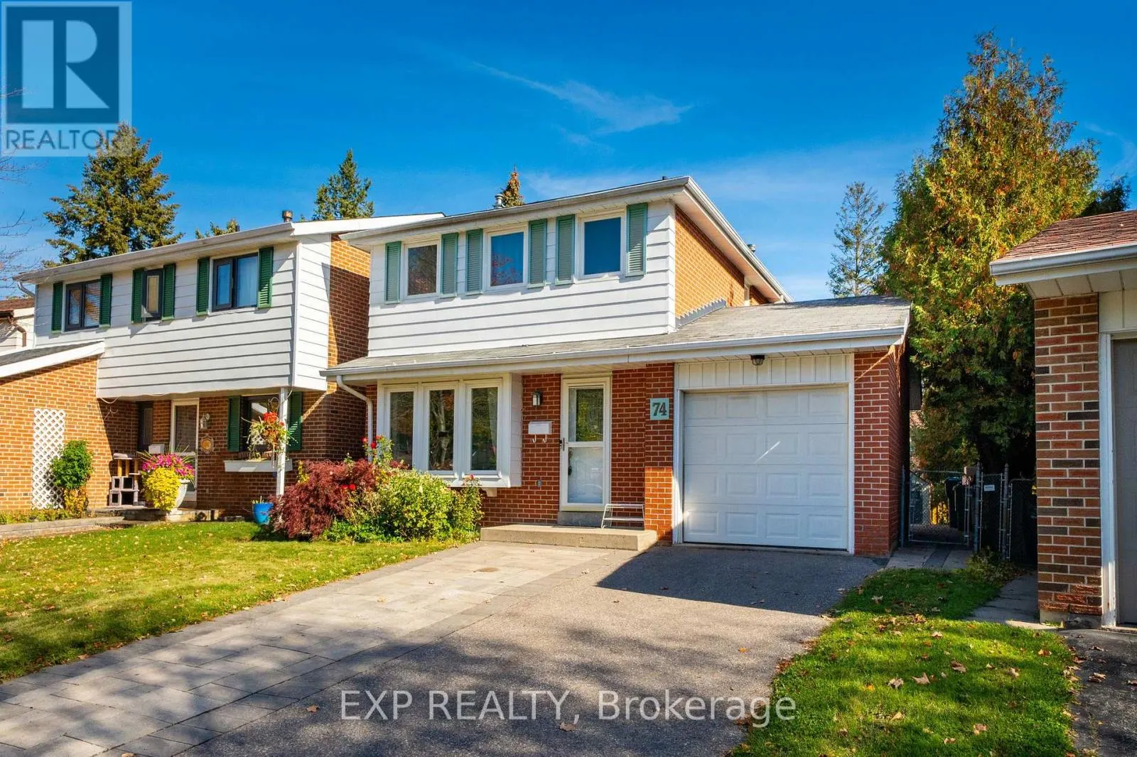 74 LONGFORD CRESCENT