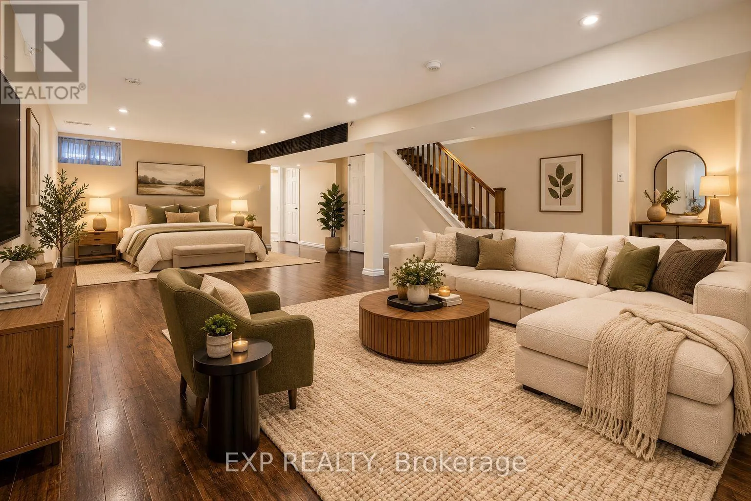 74 LONGFORD CRESCENT