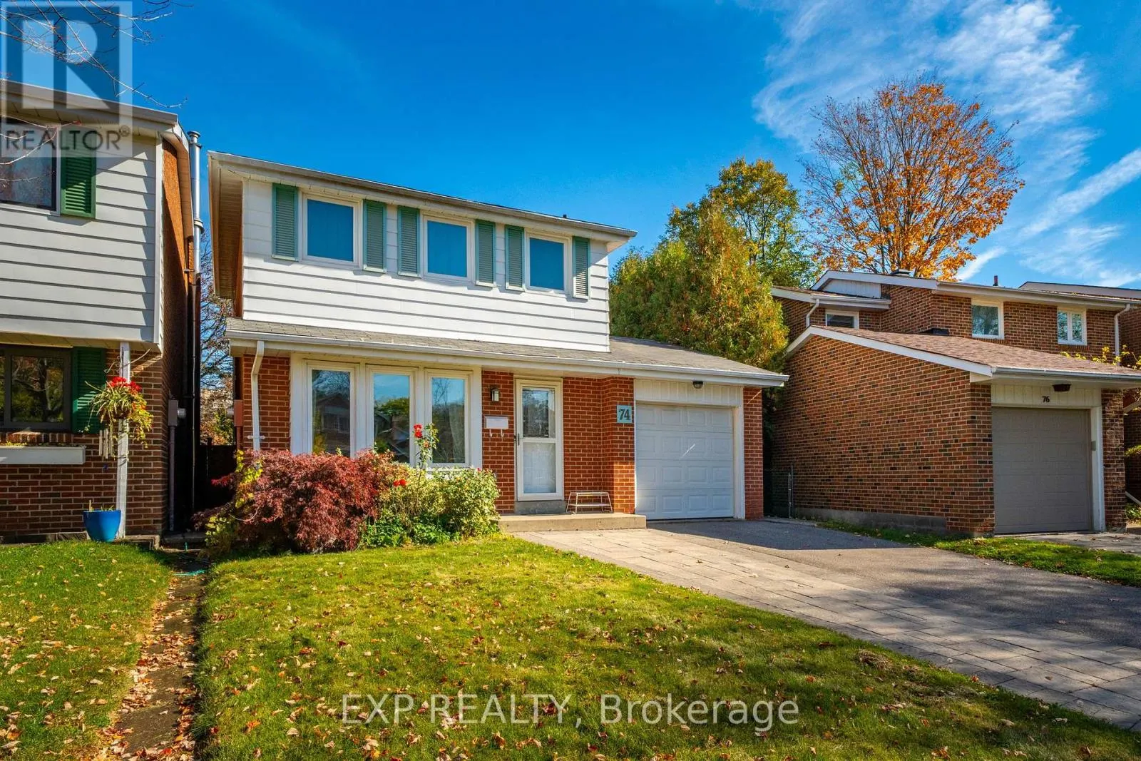 74 LONGFORD CRESCENT
