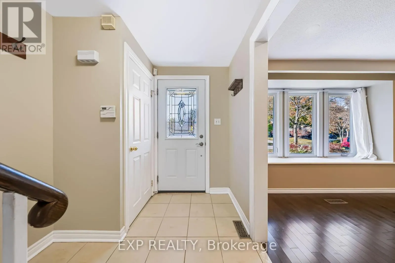 74 LONGFORD CRESCENT