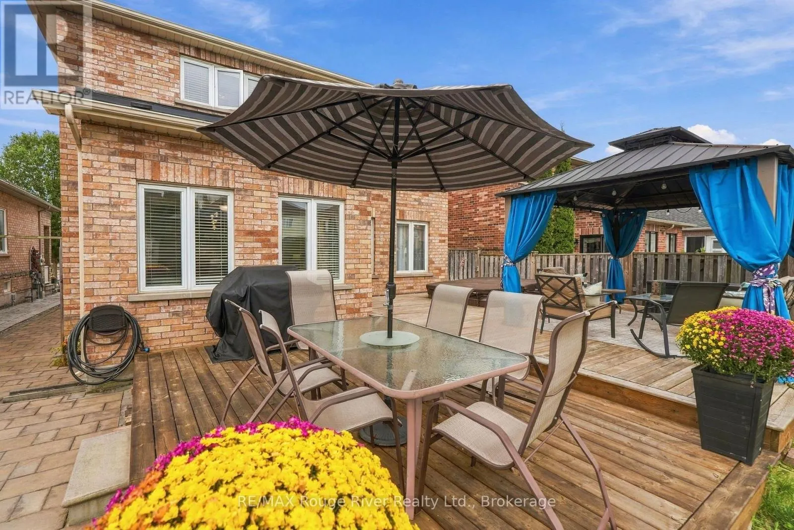 104 FENCEROW DRIVE