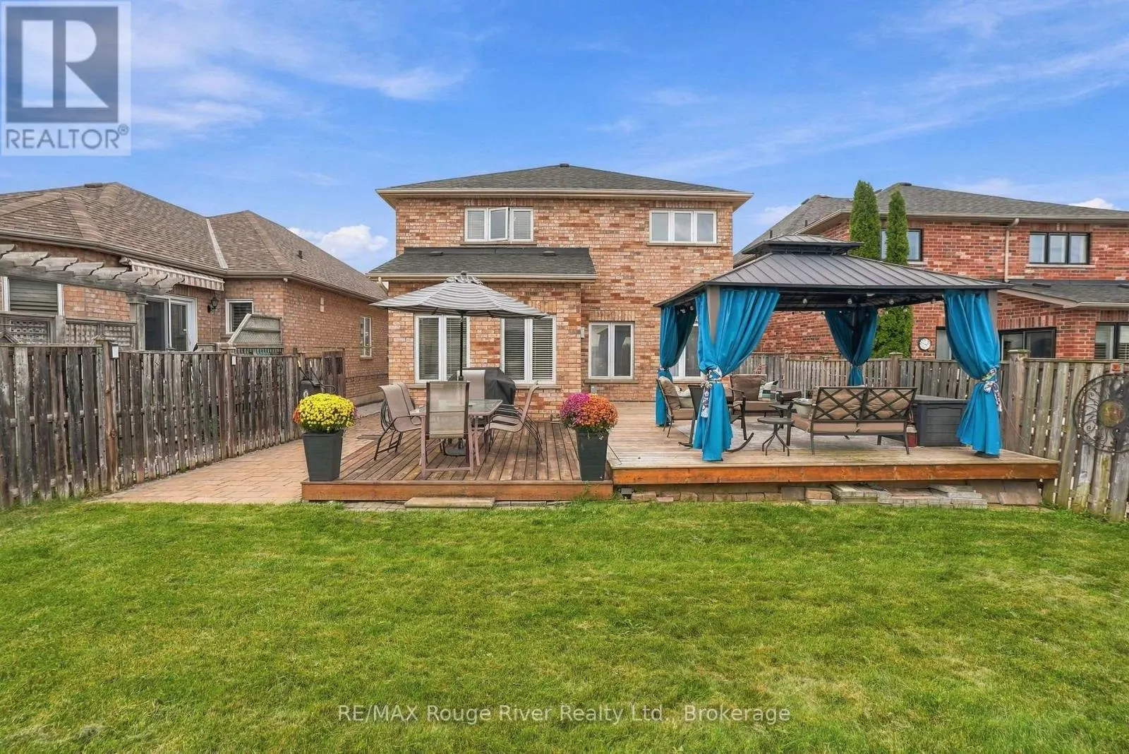 104 FENCEROW DRIVE