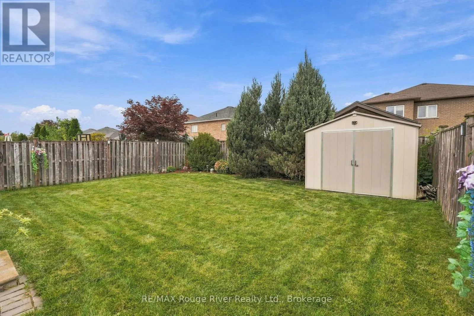 104 FENCEROW DRIVE