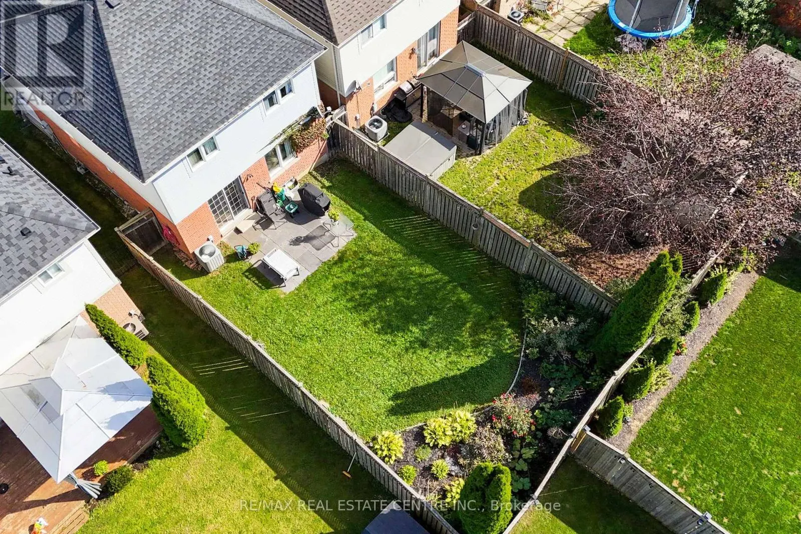 123 LUNNEY CRESCENT