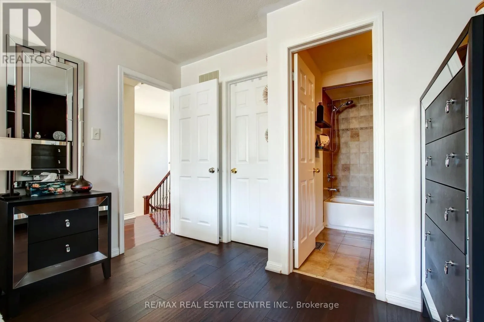 123 LUNNEY CRESCENT