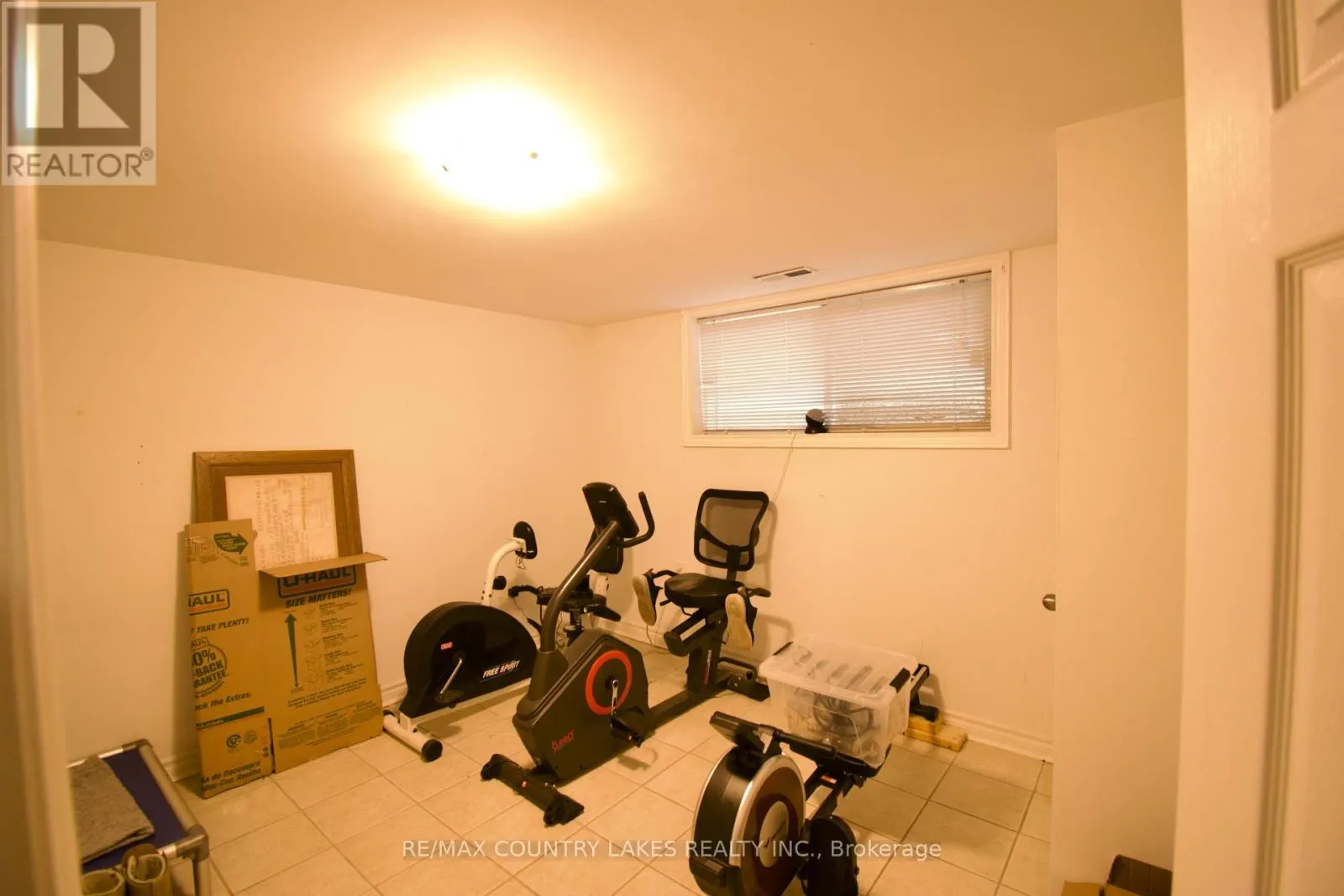 403 WALNUT STREET W