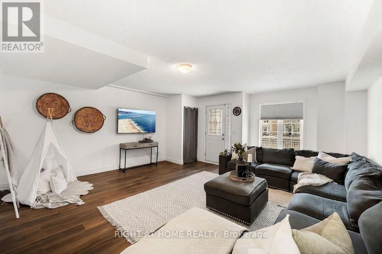 31 - 65 SPRUCEDALE WAY