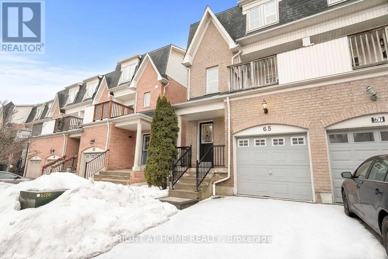 31 - 65 SPRUCEDALE WAY