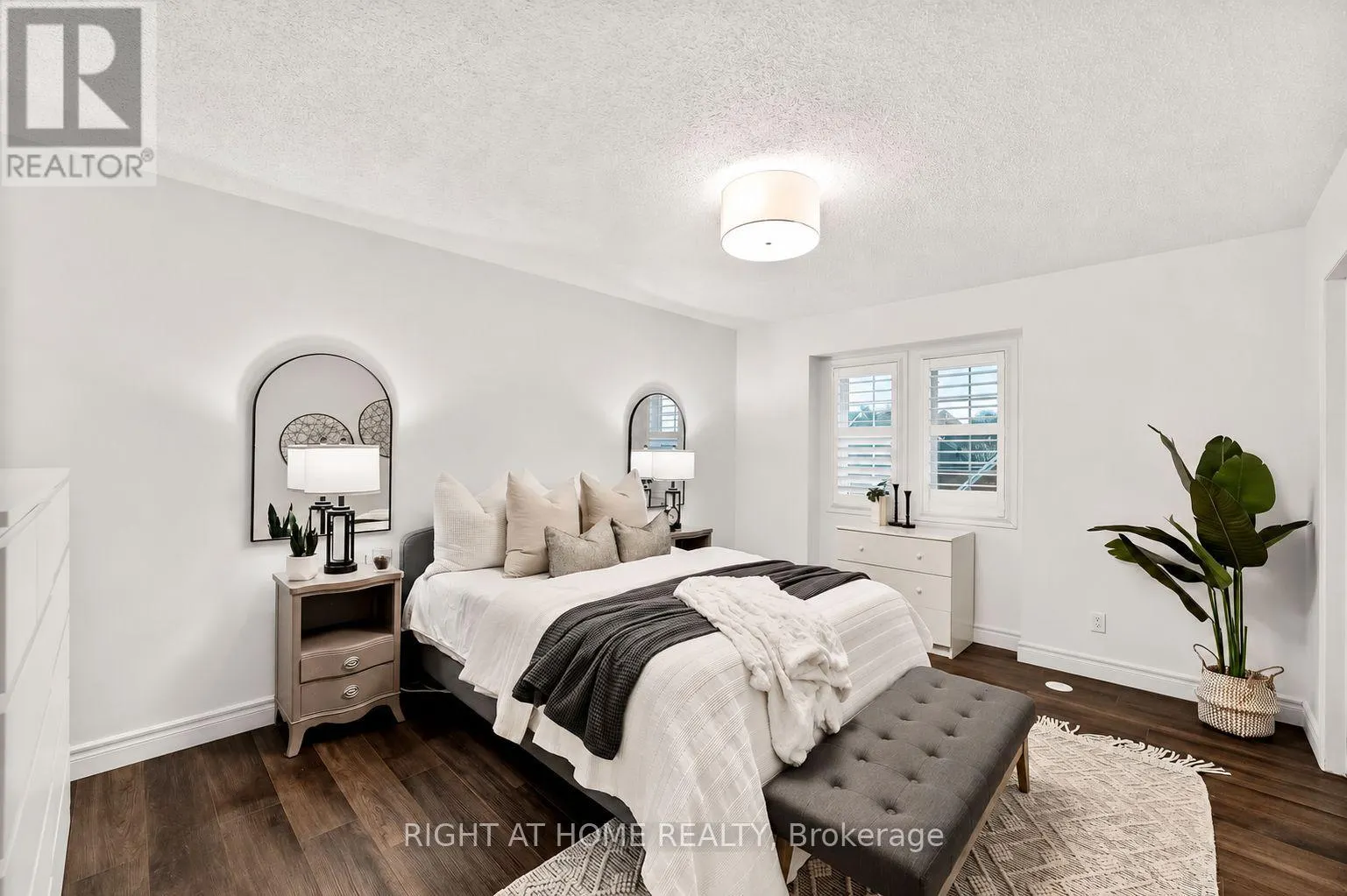31 - 65 SPRUCEDALE WAY