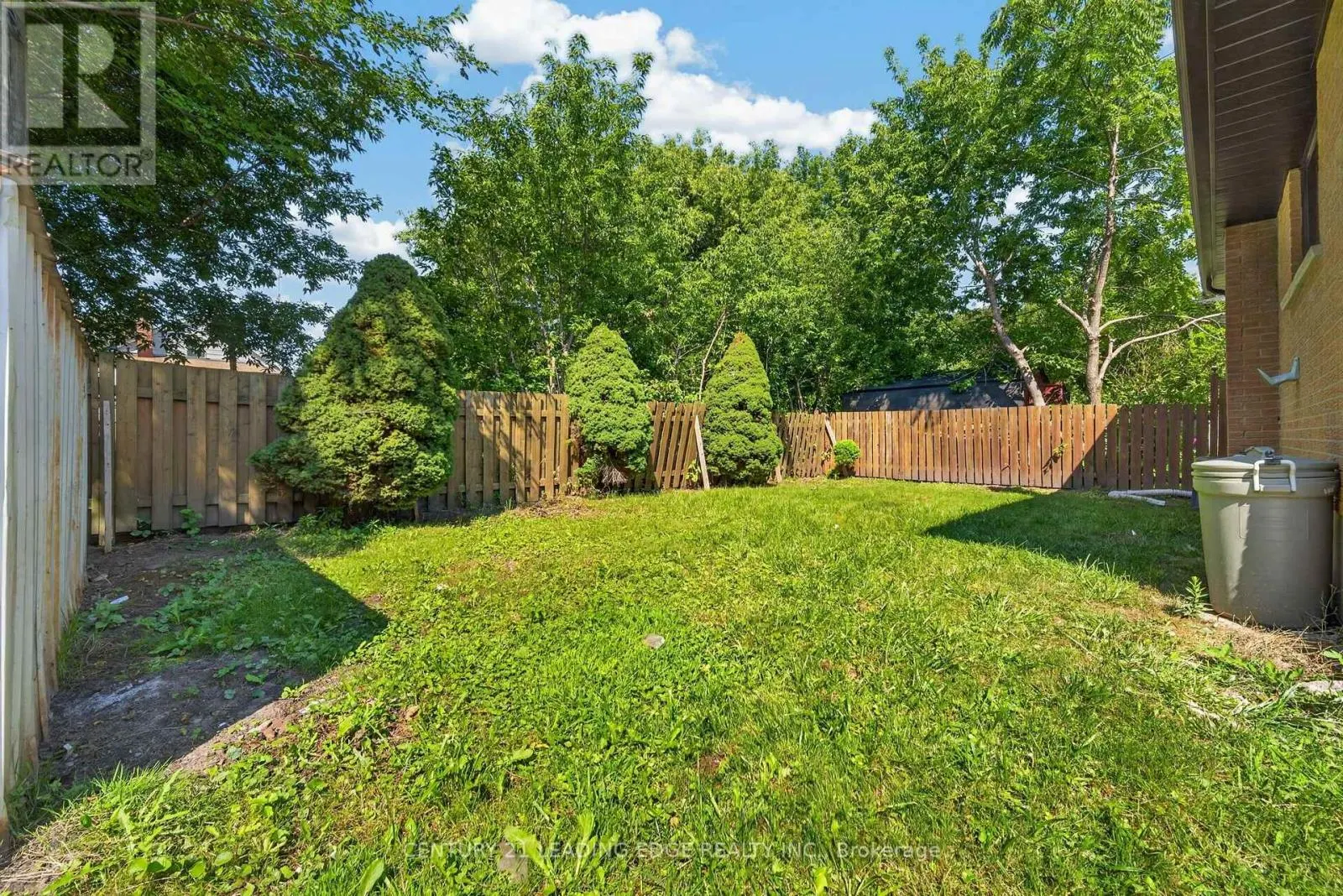 382 FAIRLAWN STREET