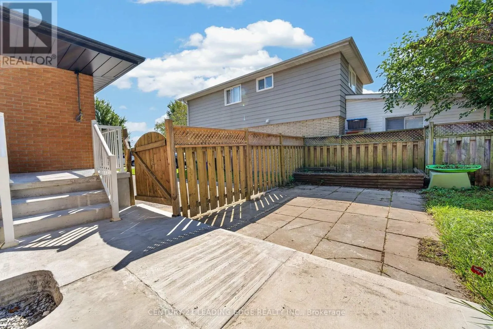 382 FAIRLAWN STREET