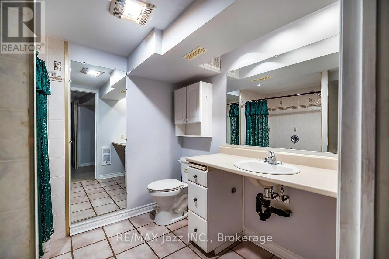 446 BREST COURT