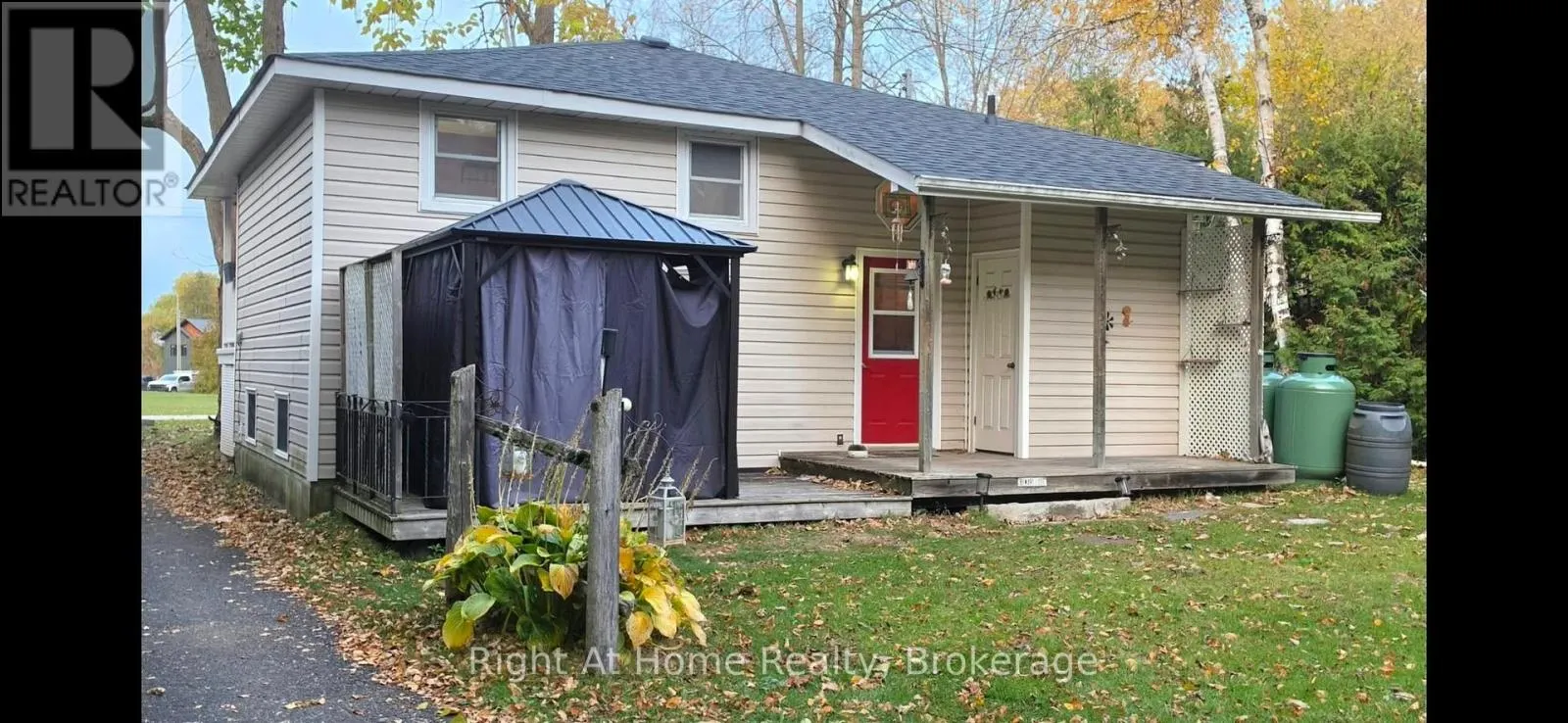 94 DAVIDGE DRIVE