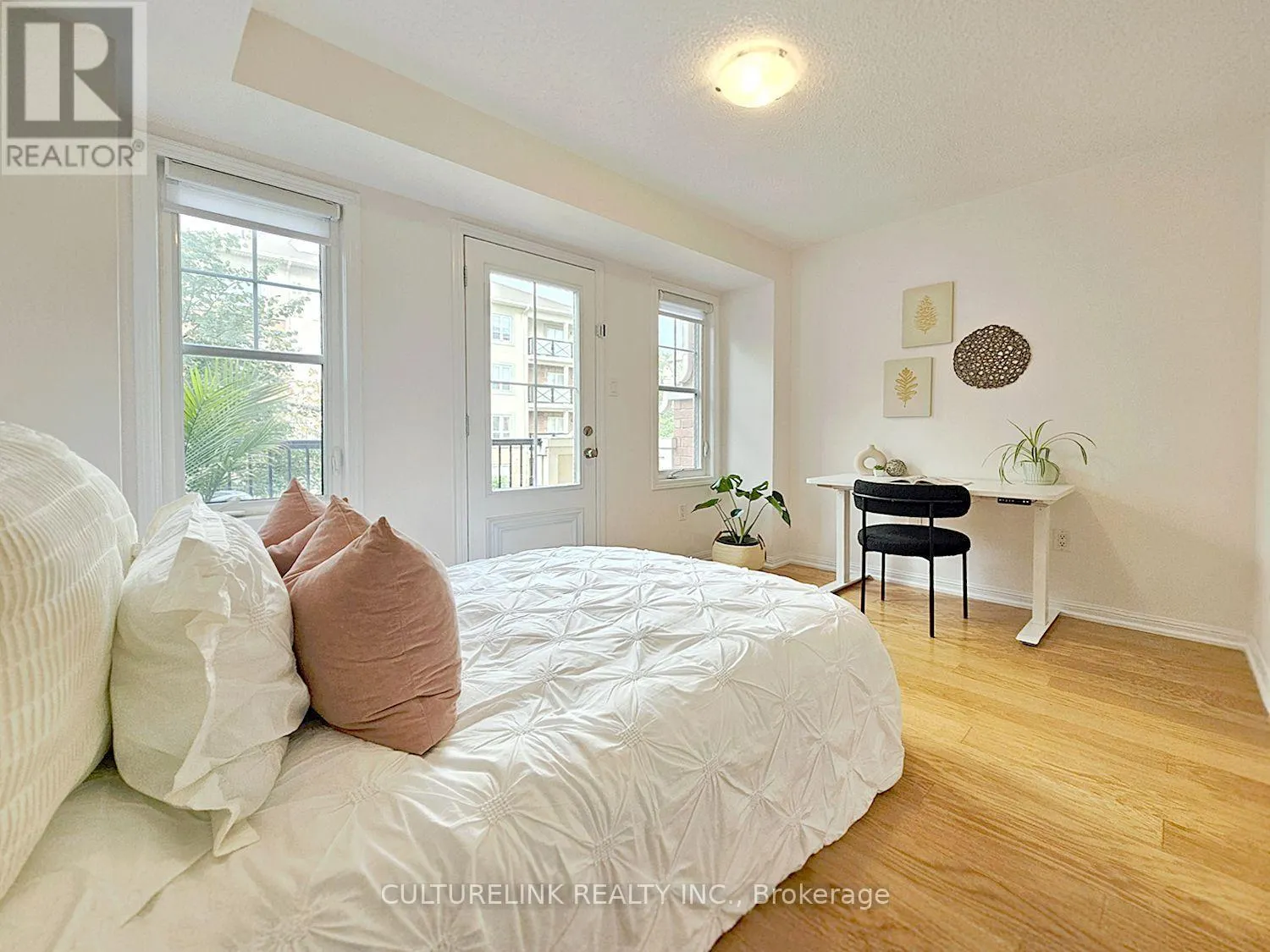12 - 30 MENDELSSOHN STREET