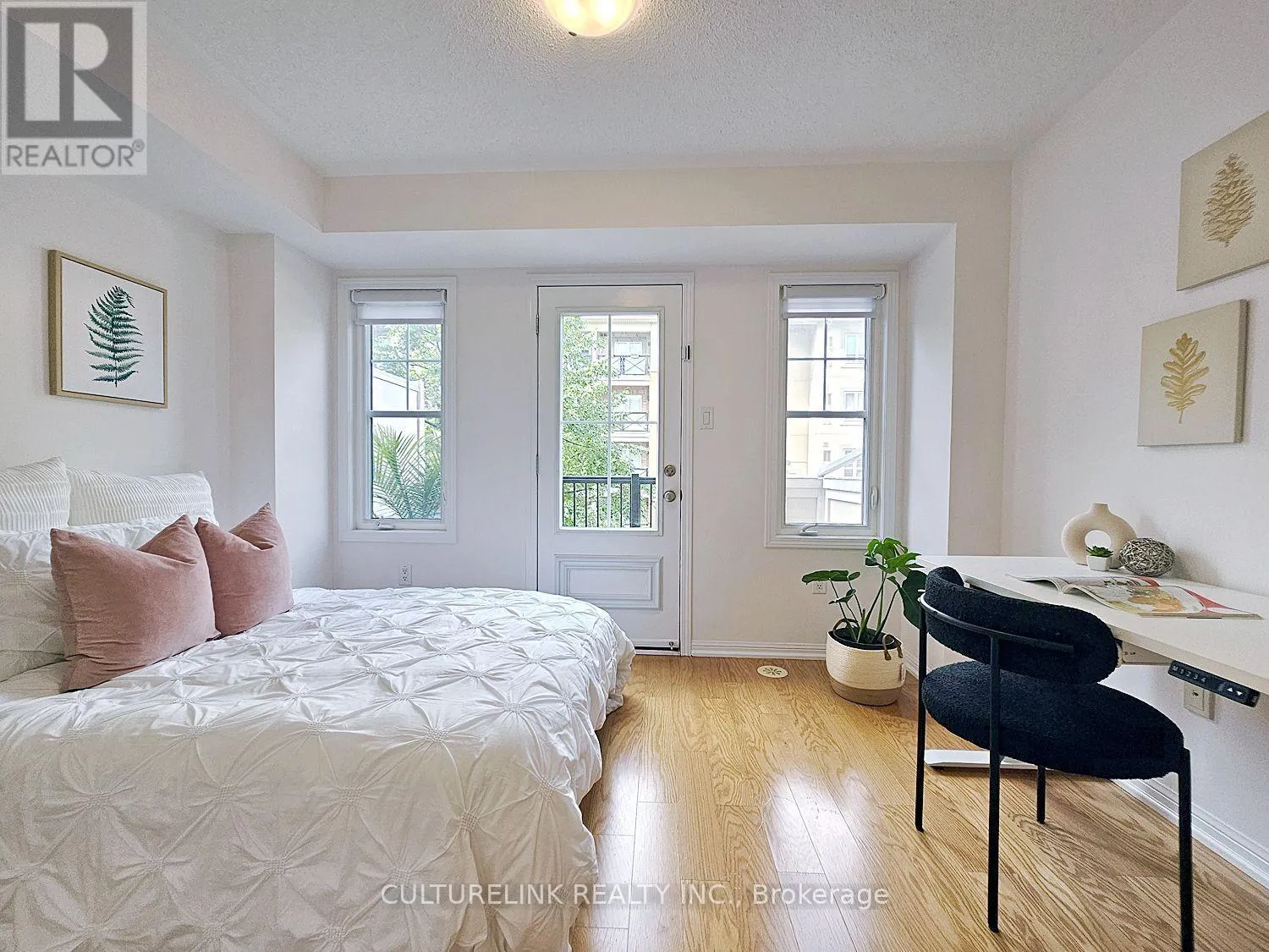 12 - 30 MENDELSSOHN STREET
