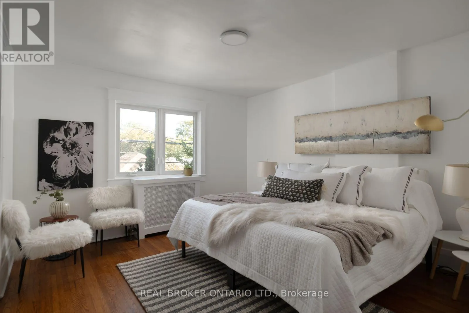 100 OAK PARK AVENUE