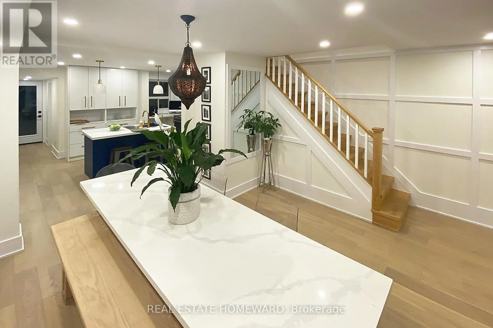 31 WOODROW AVENUE