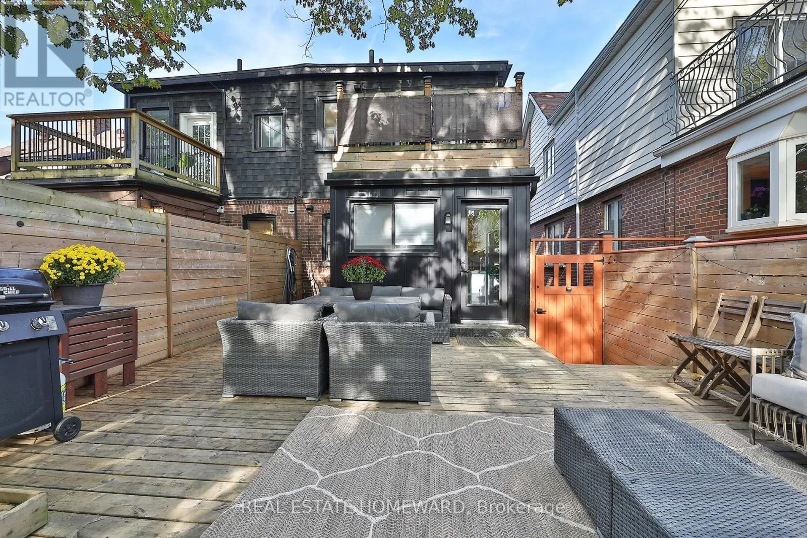 31 WOODROW AVENUE