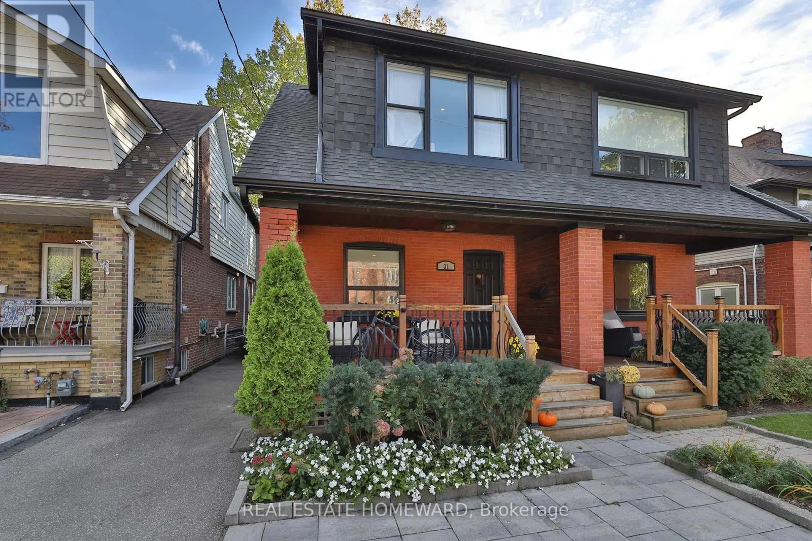 31 WOODROW AVENUE