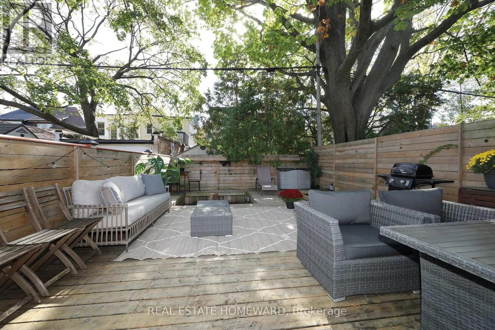 31 WOODROW AVENUE