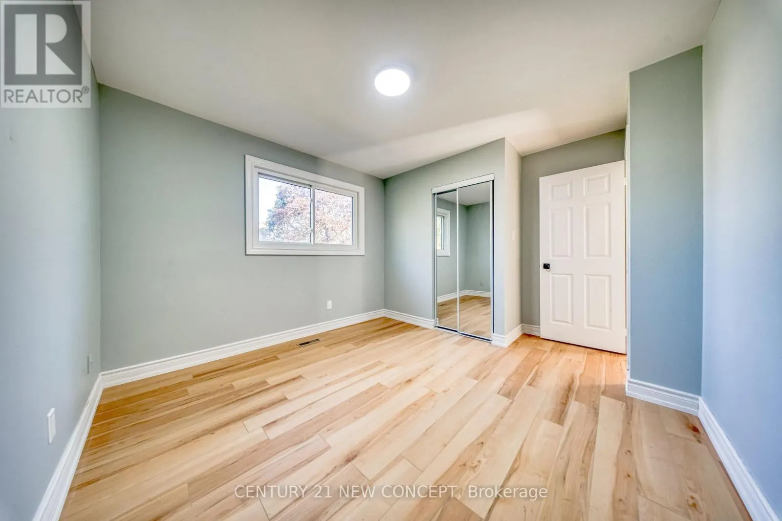 1100 DUNBARTON ROAD