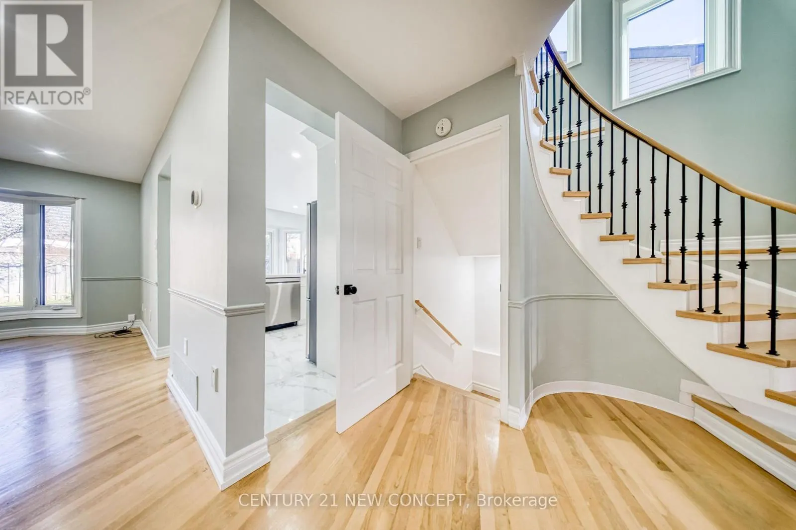 1100 DUNBARTON ROAD