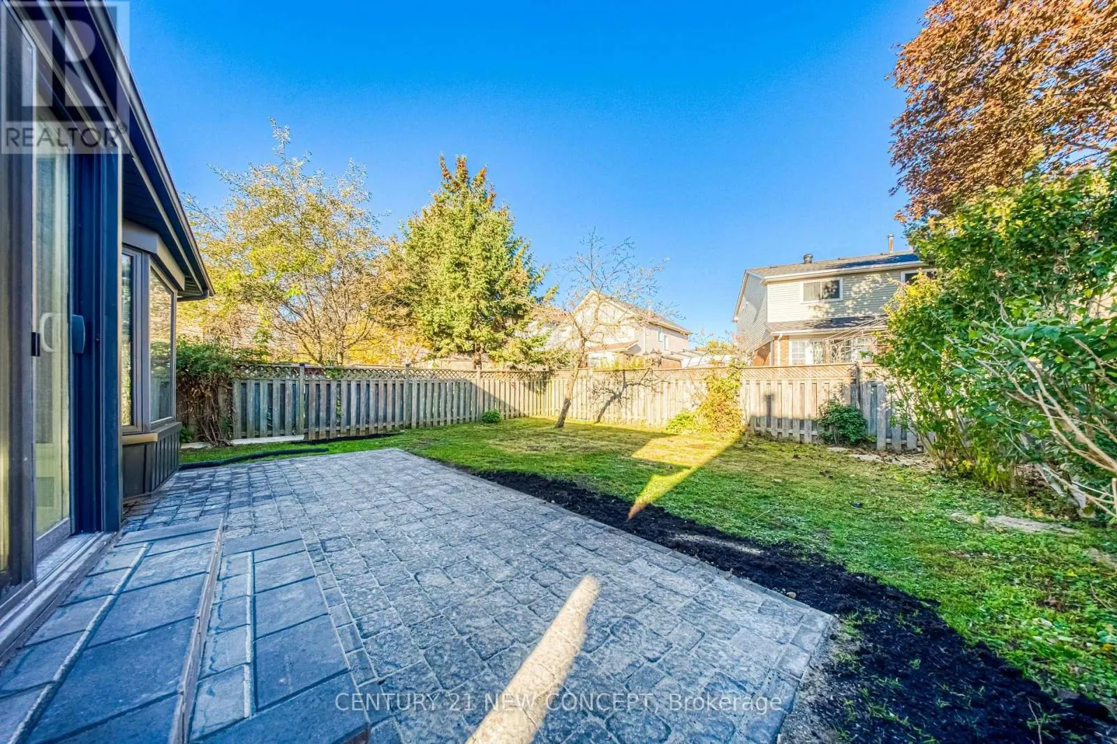 1100 DUNBARTON ROAD