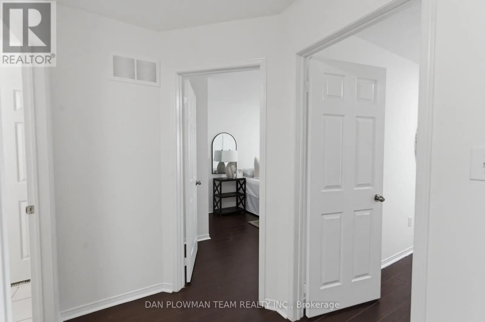 23 BLUNDEN ROAD