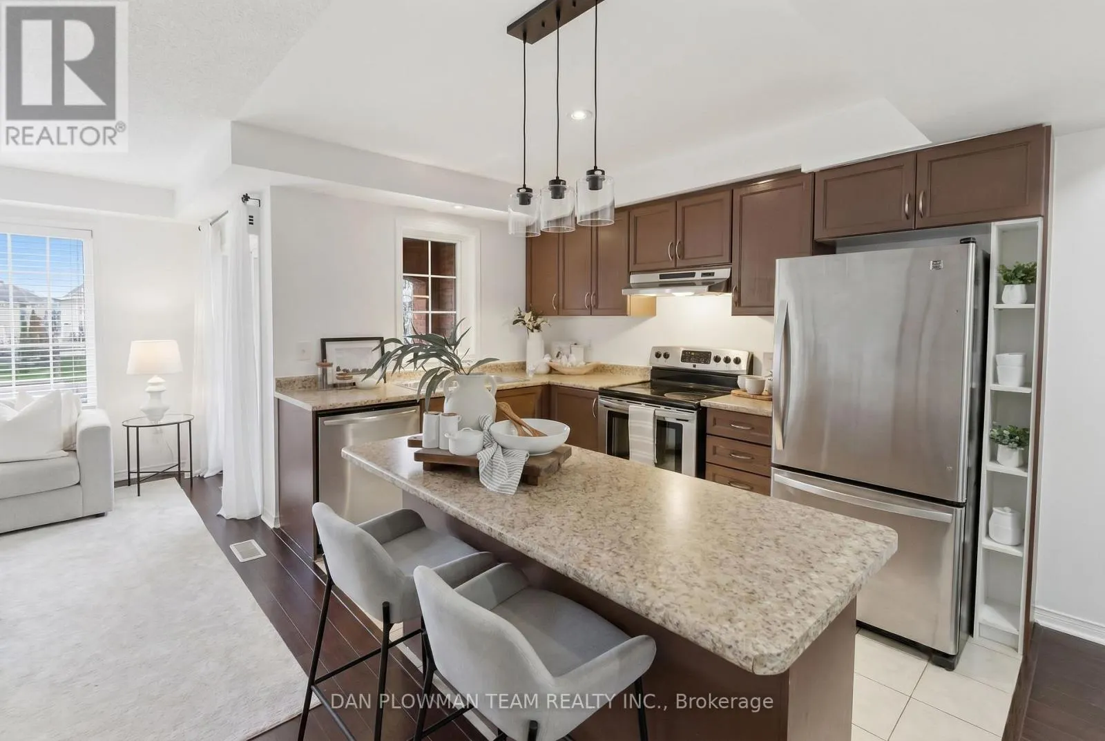 23 BLUNDEN ROAD