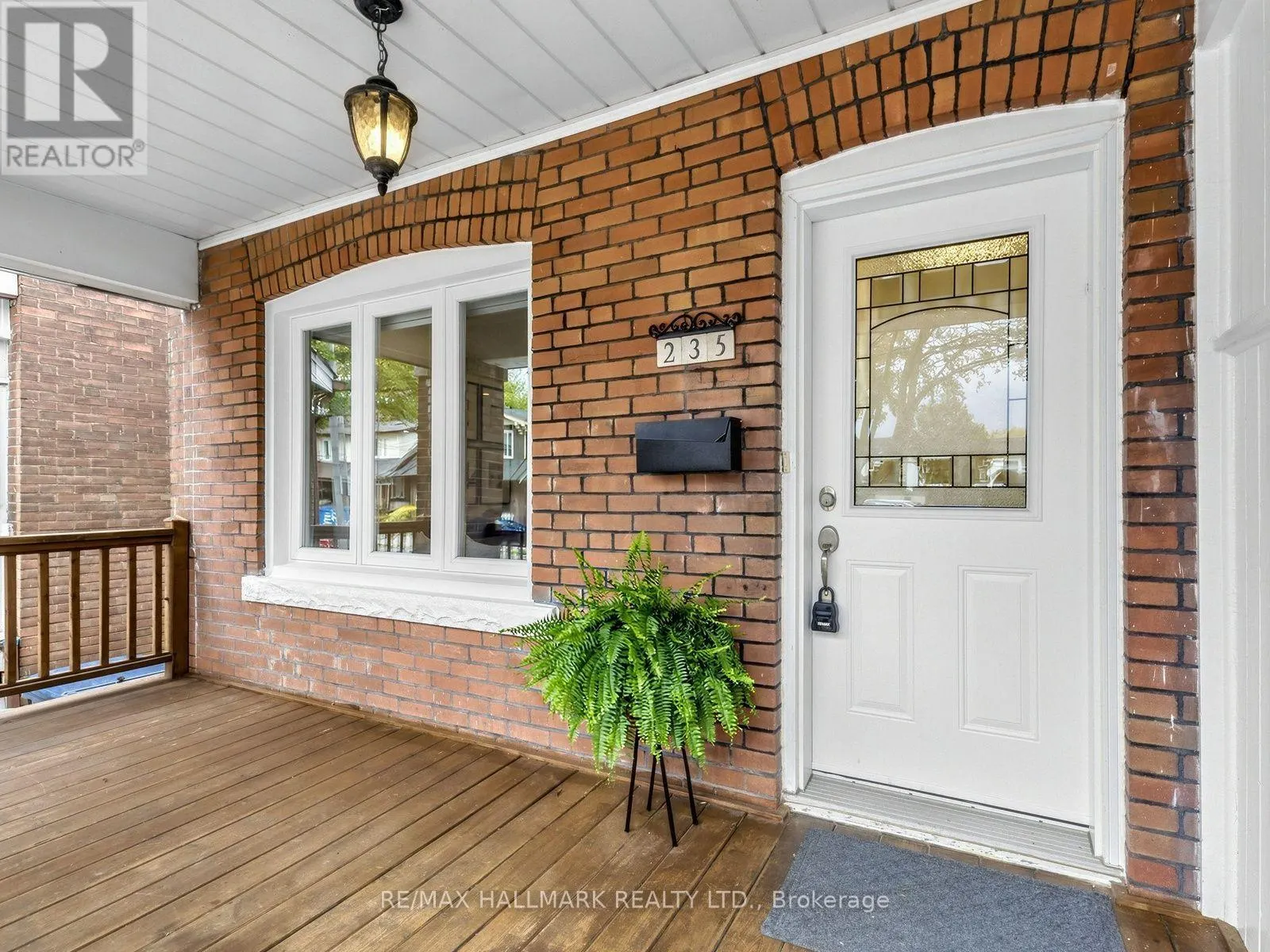 235 GLEBEHOLME BOULEVARD