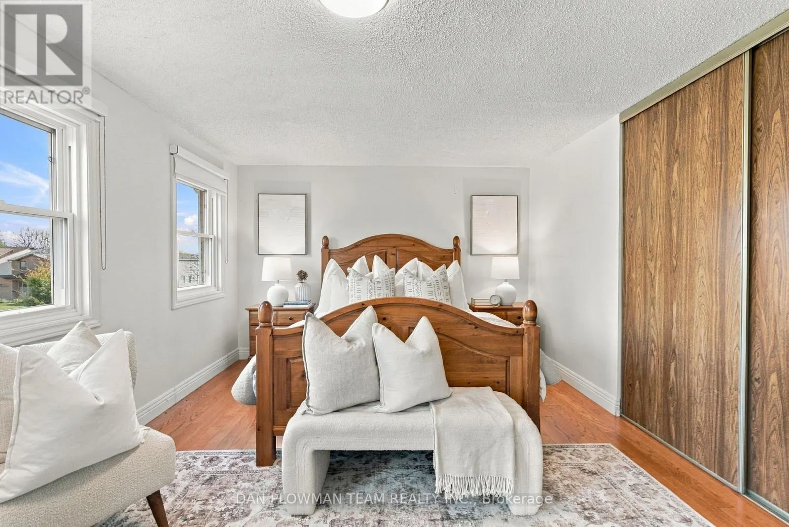 660 FOXWOOD TRAIL