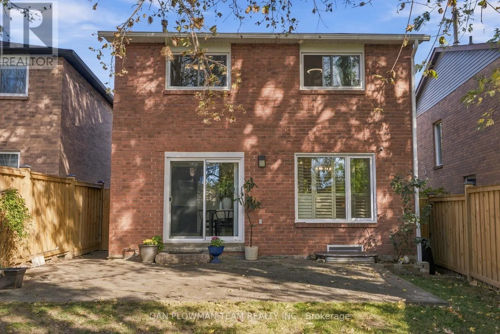 660 FOXWOOD TRAIL
