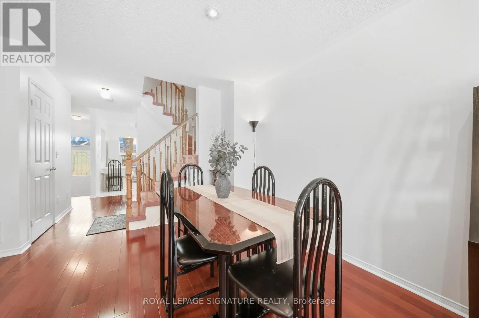 552 - 83 MONDEO DRIVE