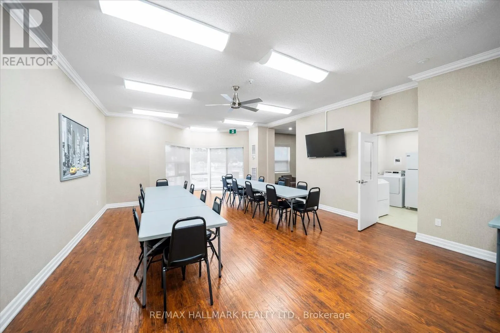 902 - 20 DEAN PARK ROAD