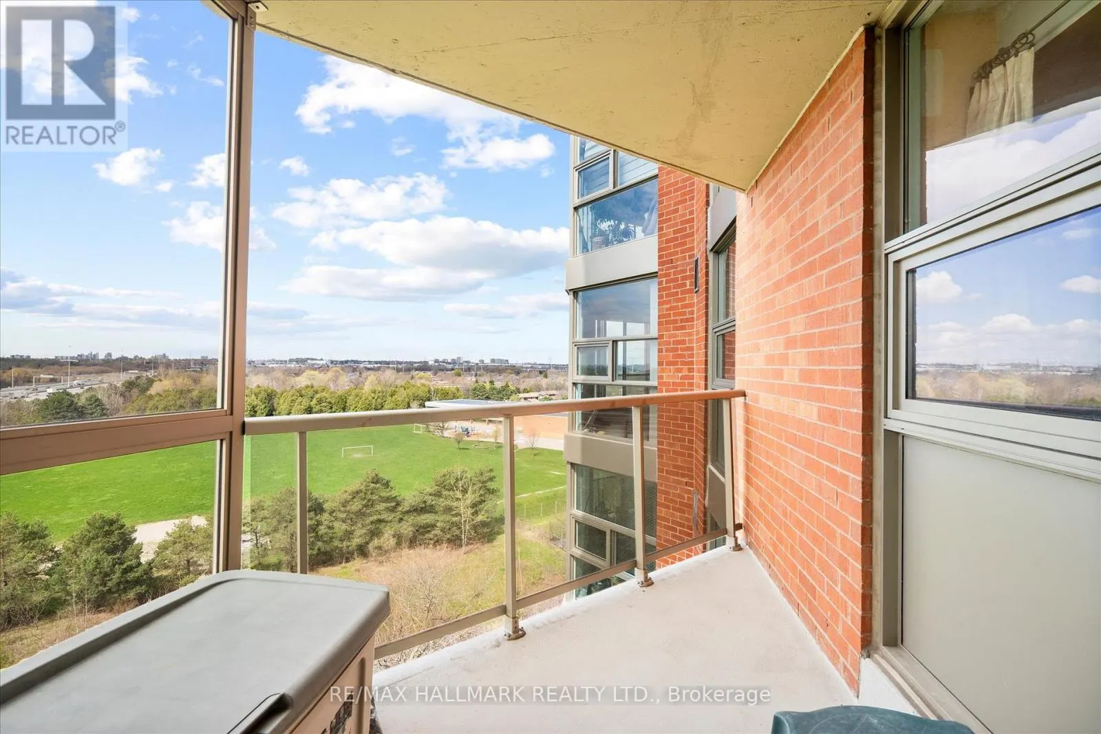 902 - 20 DEAN PARK ROAD