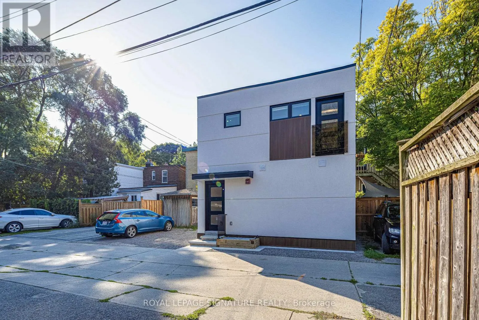 LOWER - 20 KEWBEACH AVENUE
