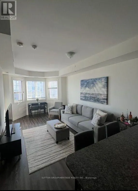 301 - 70 SHIPWAY AVENUE W