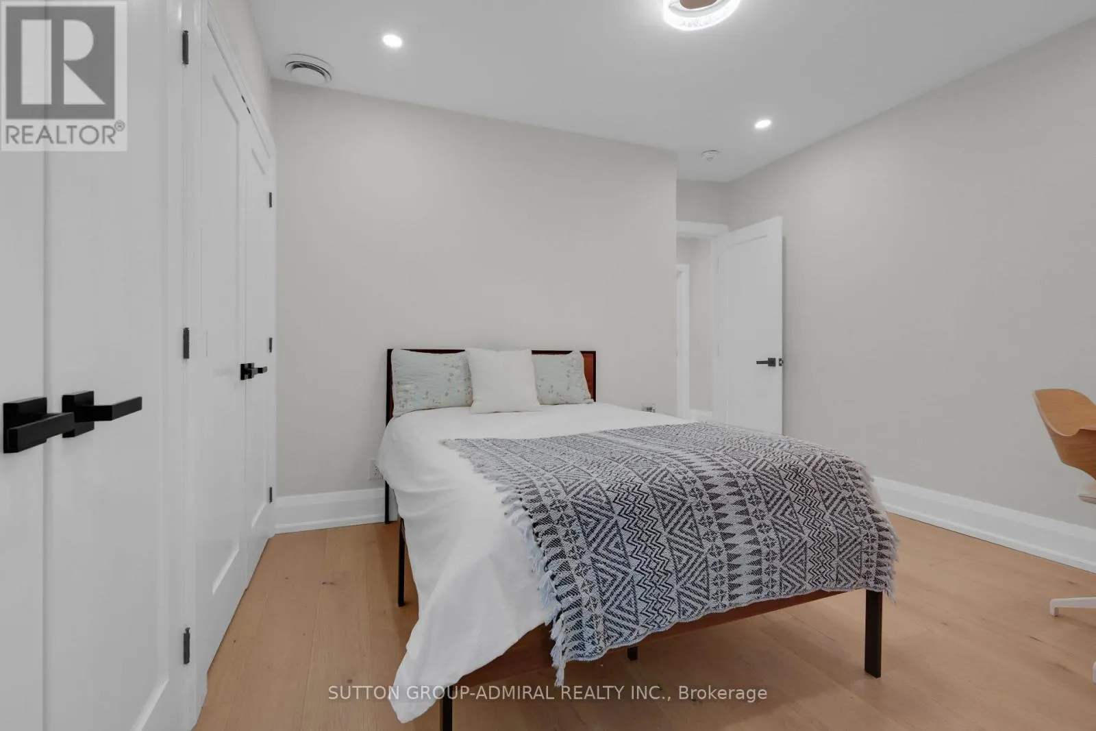 50 BEAUFORT ROAD