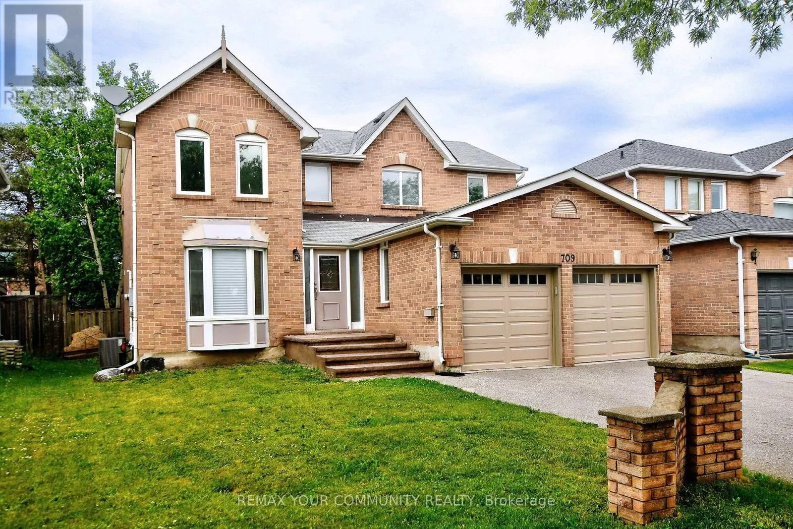 709 BARNES CRESCENT