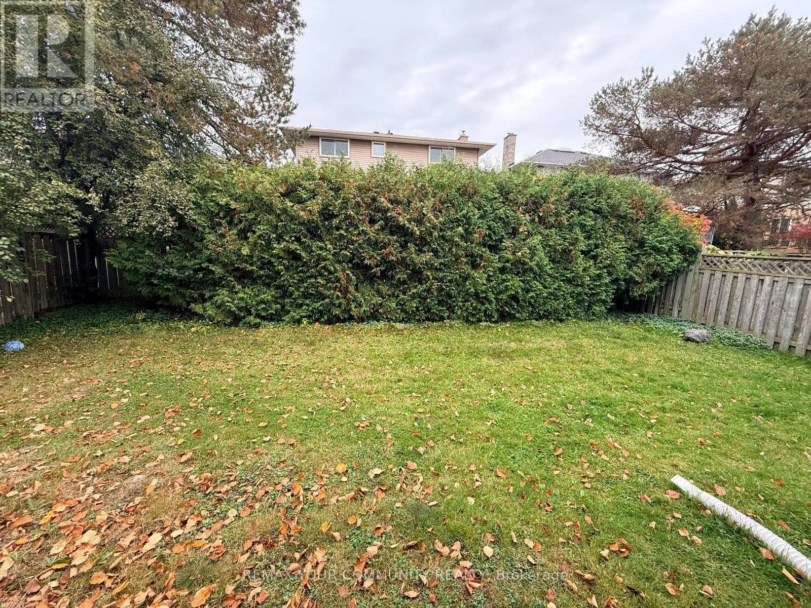 709 BARNES CRESCENT