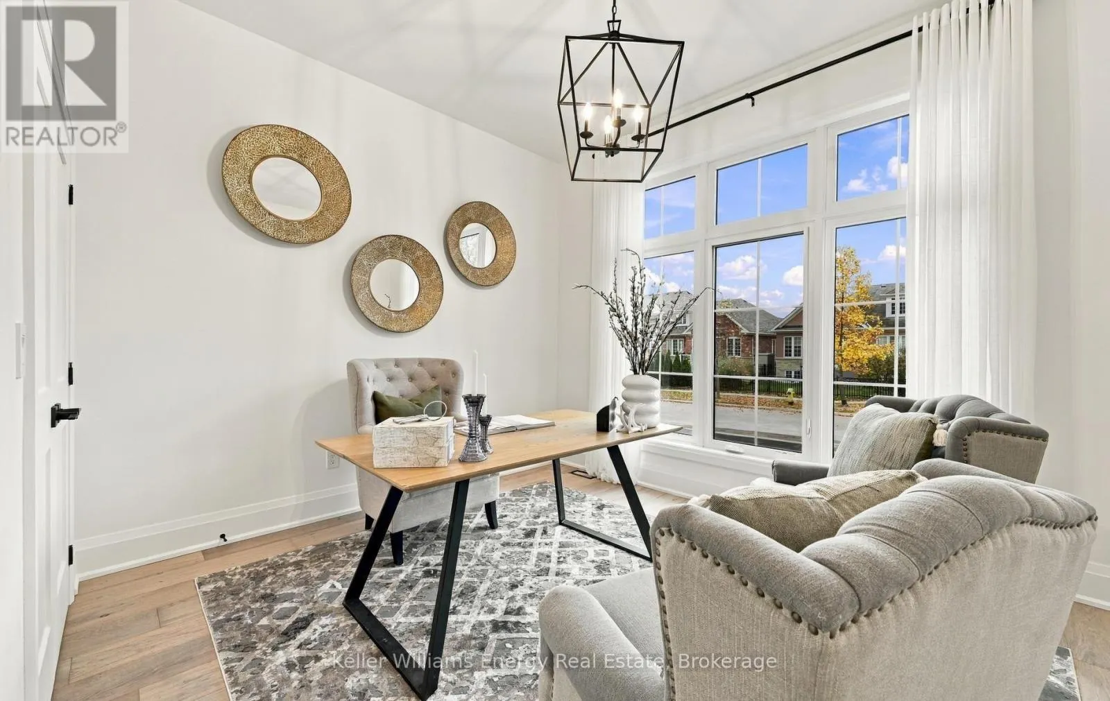 10 HEBER DOWN CRESCENT