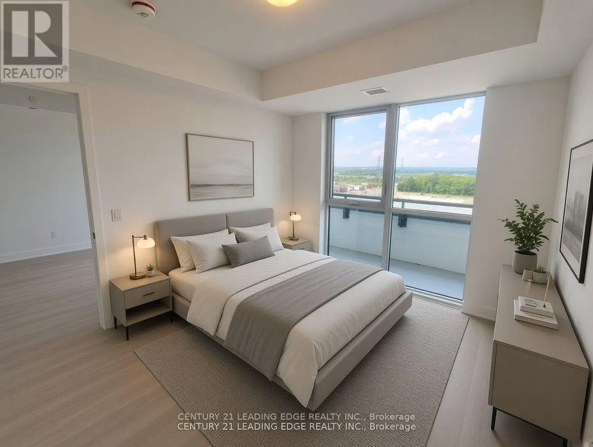 1236 - 2545 SIMCOE STREET
