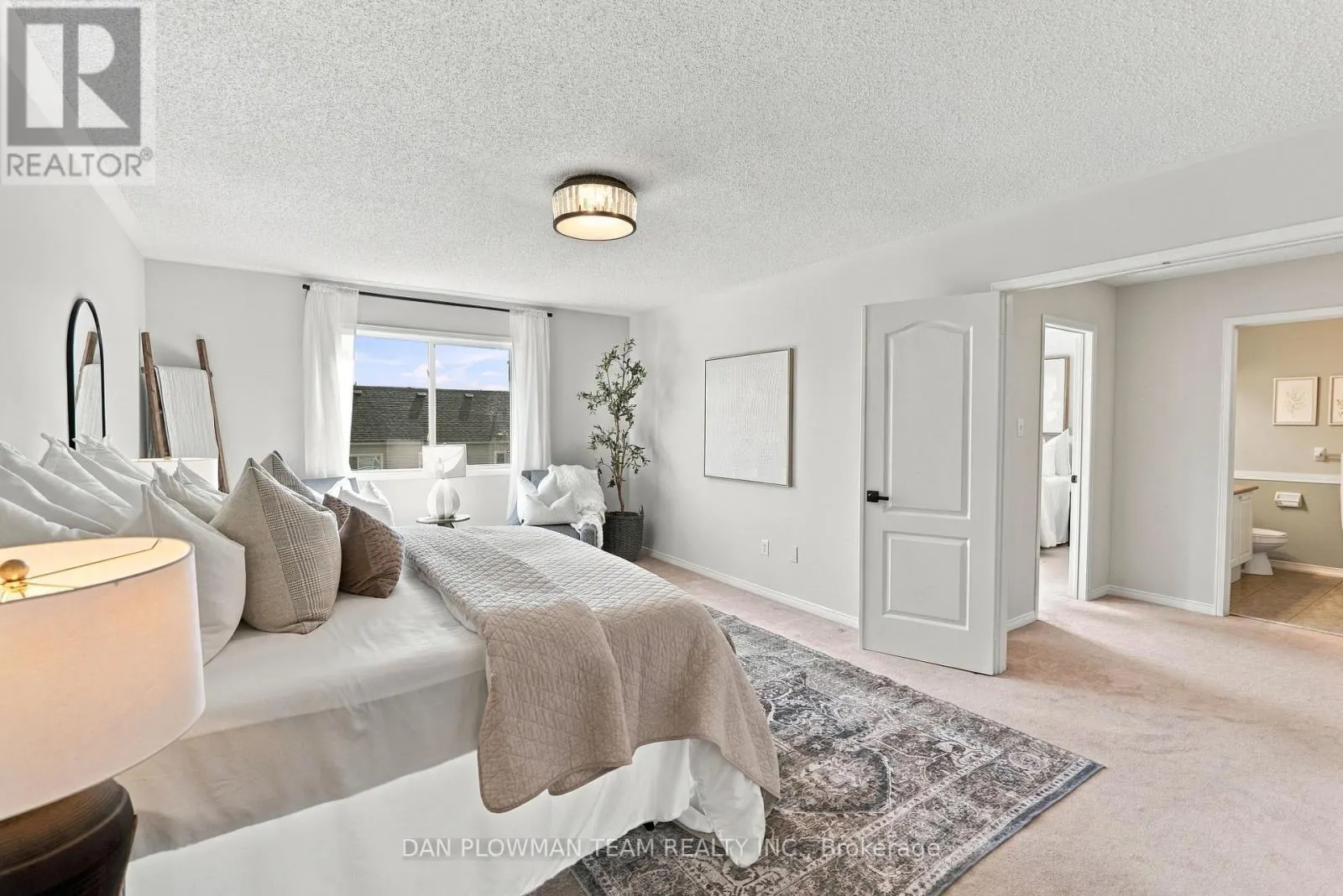 62 MOYNAHAN CRESCENT