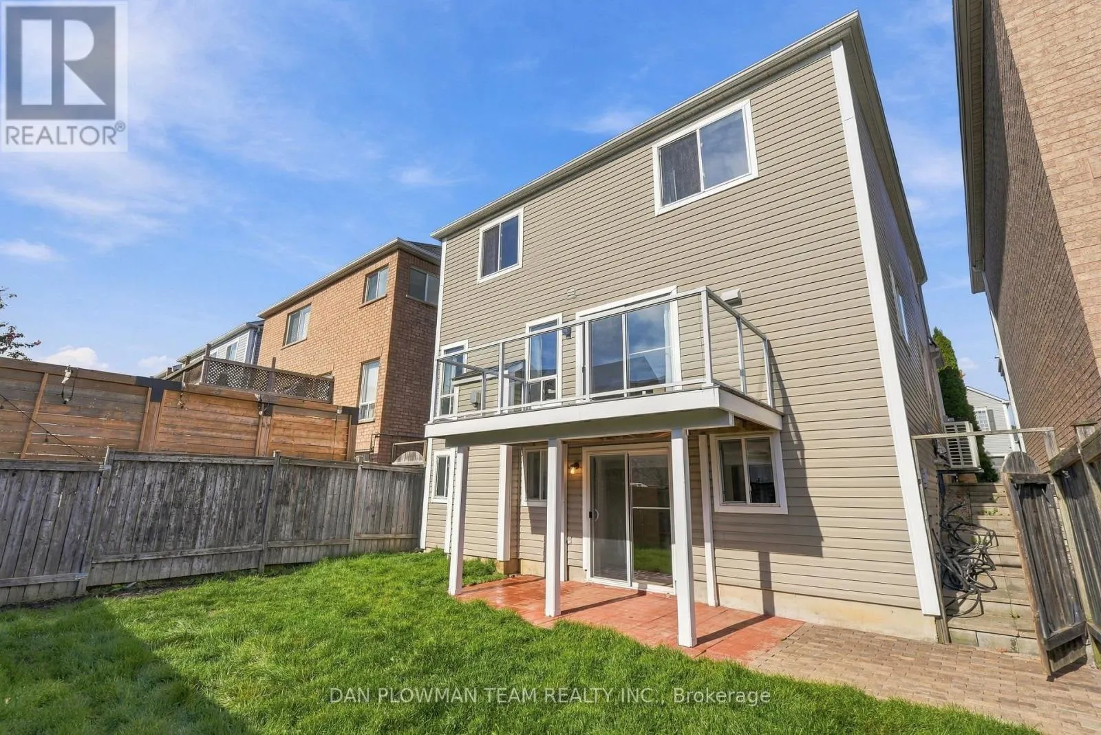 62 MOYNAHAN CRESCENT