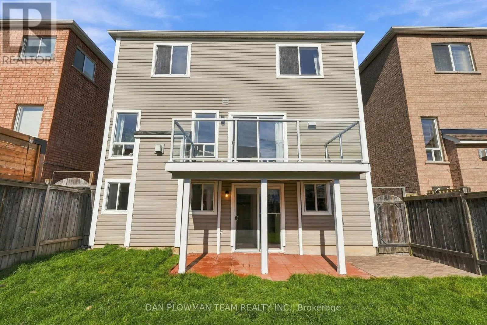 62 MOYNAHAN CRESCENT