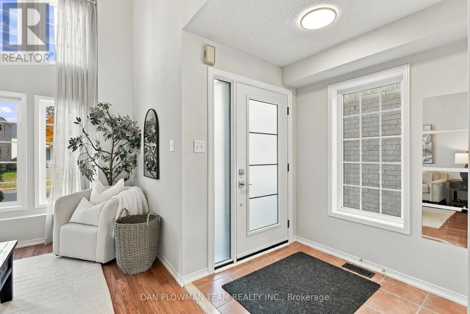 62 MOYNAHAN CRESCENT