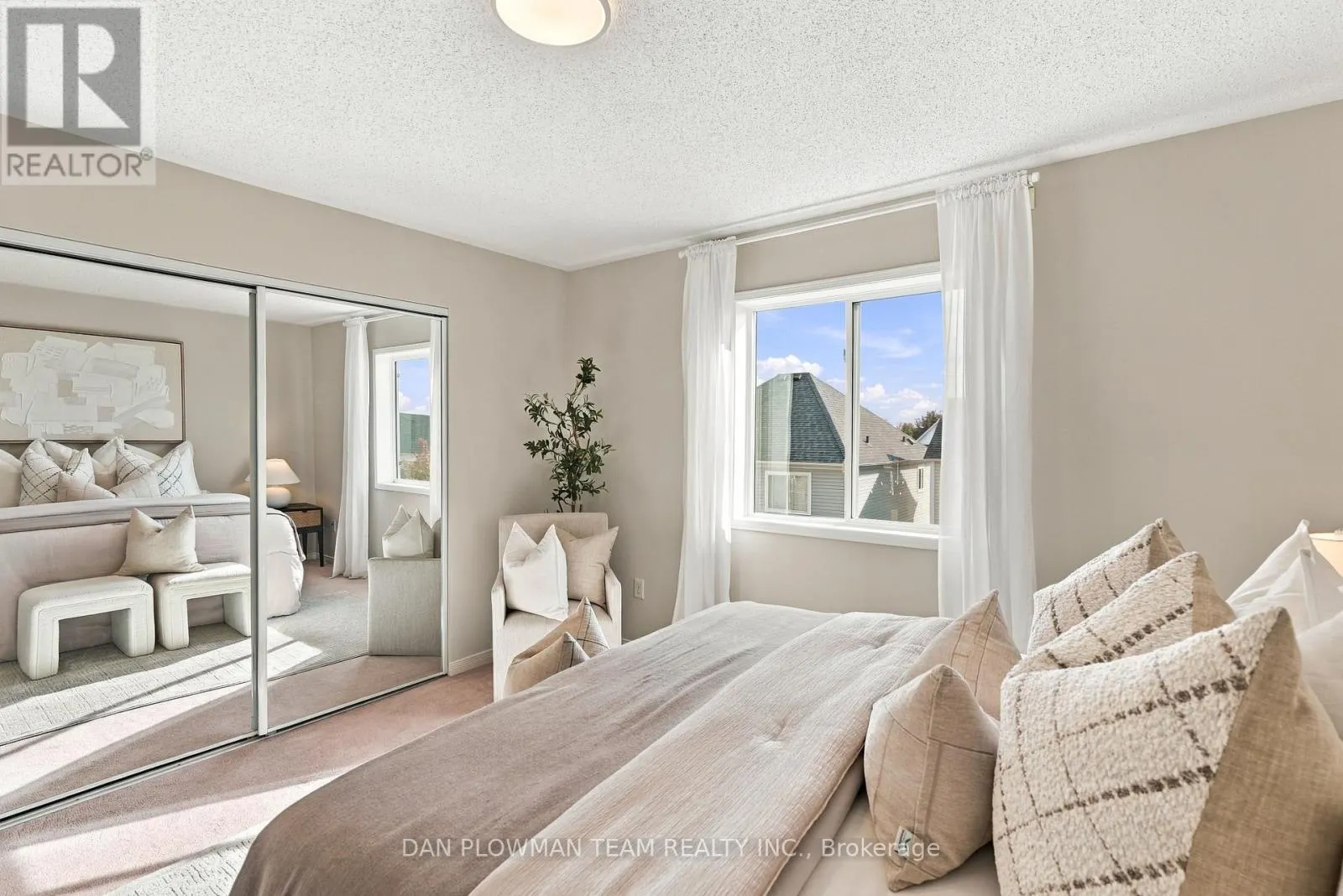 62 MOYNAHAN CRESCENT