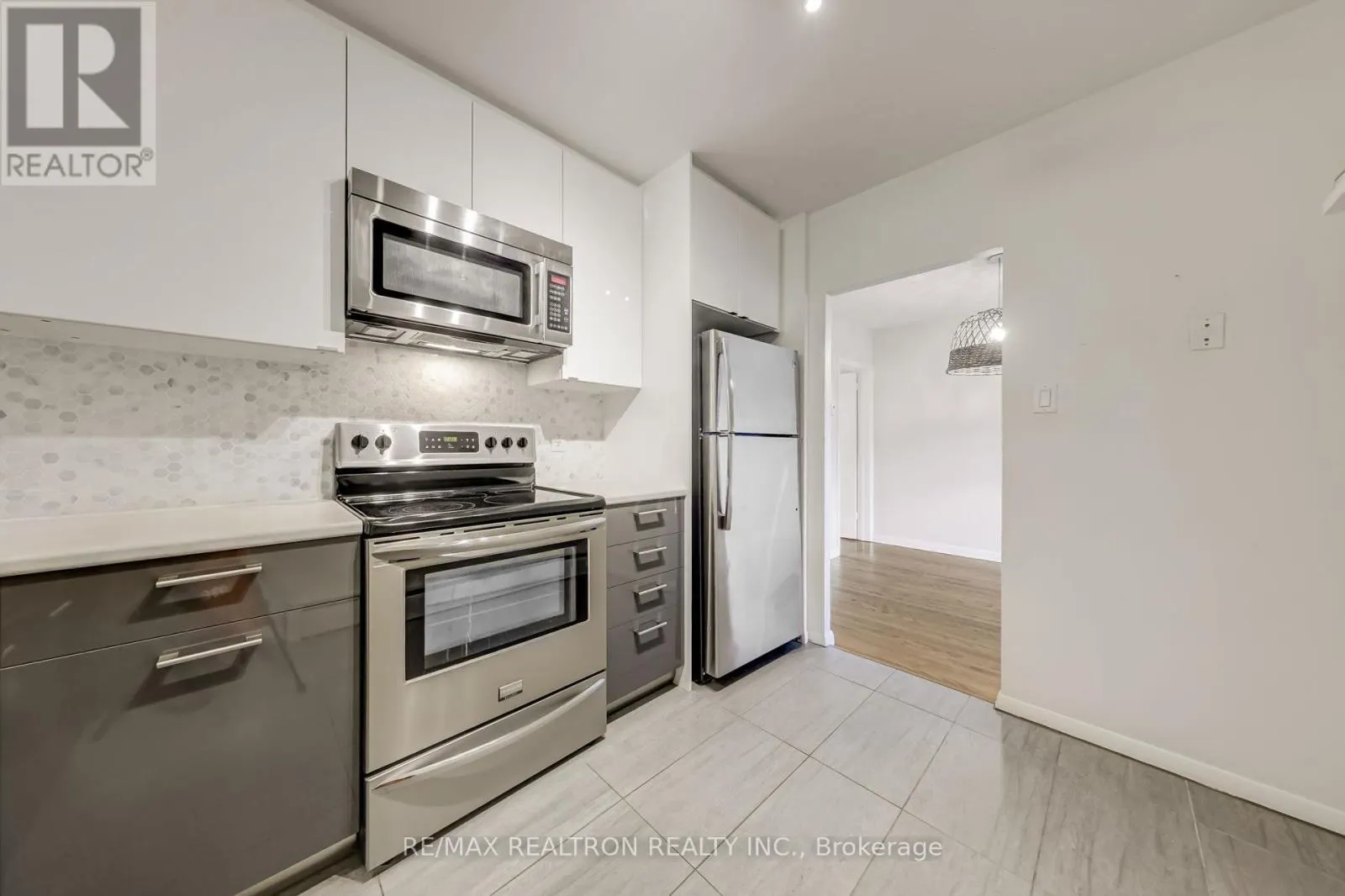 2ND FL - 42 ENDERBY ROAD