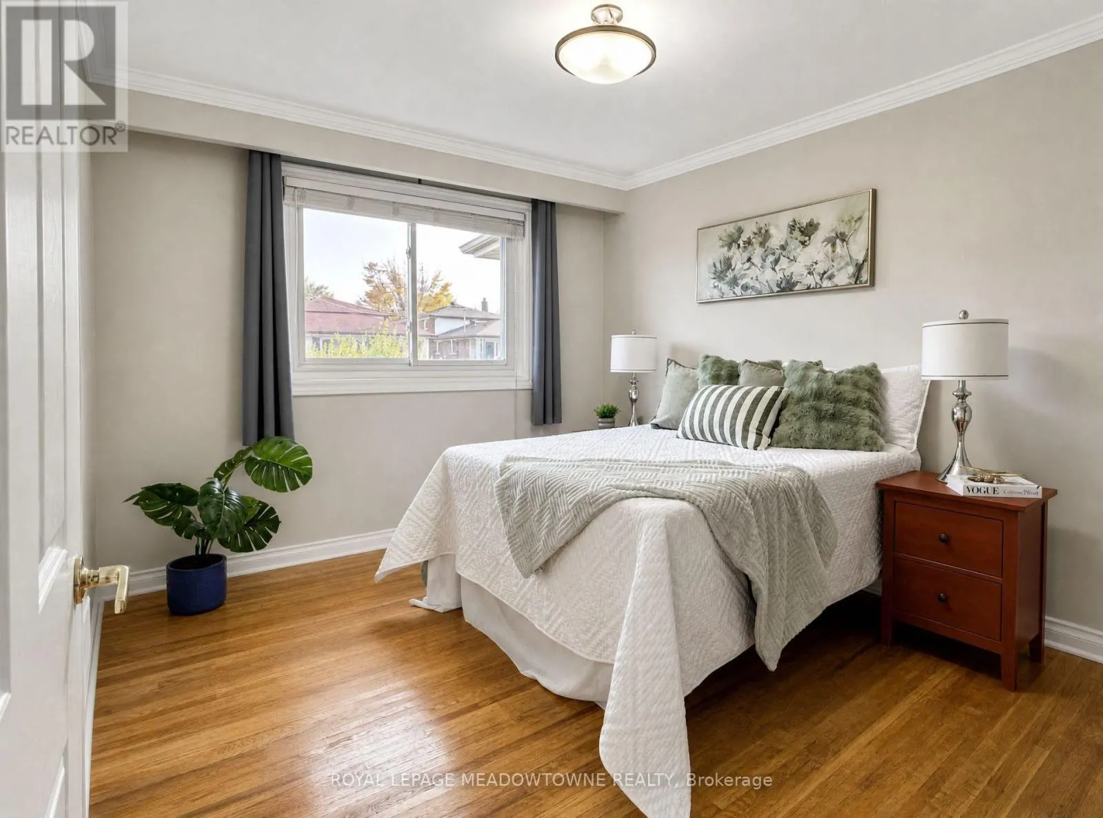 UPPER - 158 CORONATION DRIVE