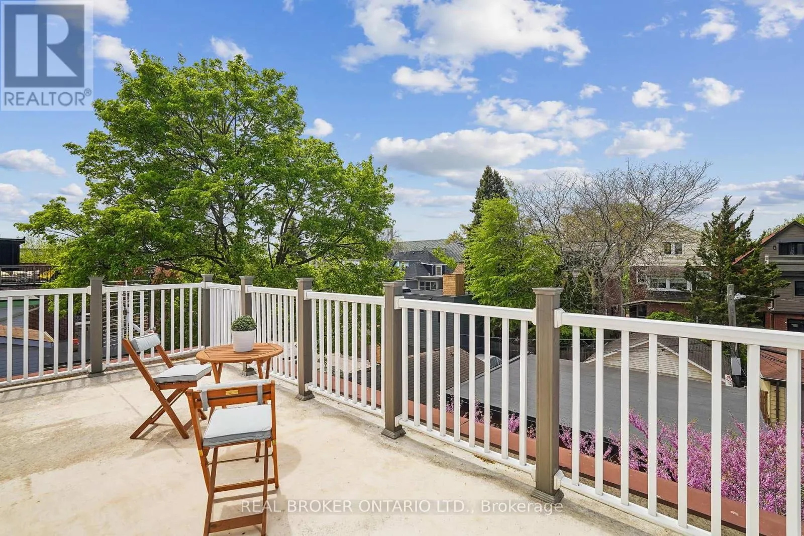 20 BROOKMOUNT ROAD